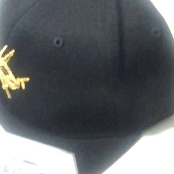 Remy Martin Cap - Picture 4 of 9